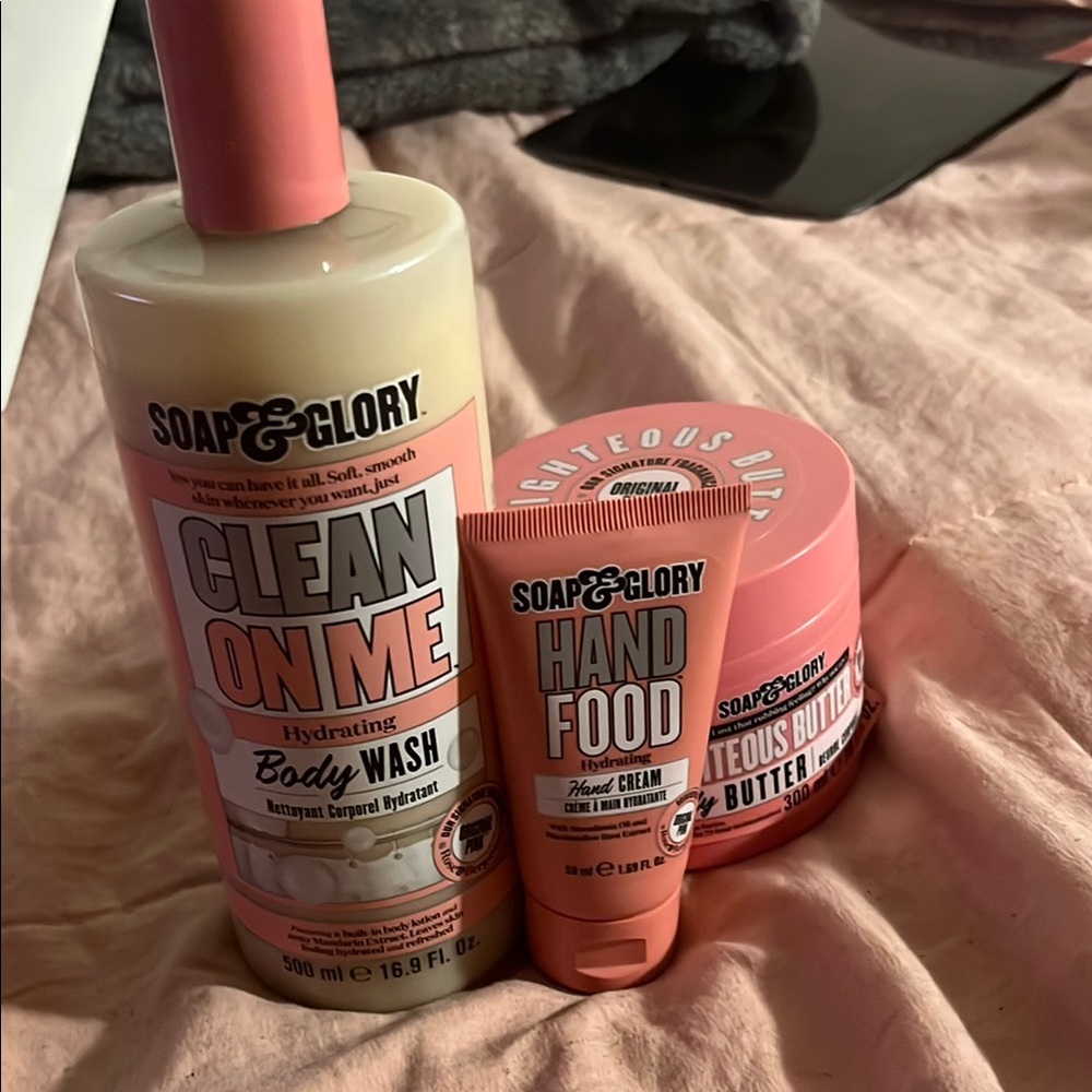 Soap & Glory Hydrating Trio Set